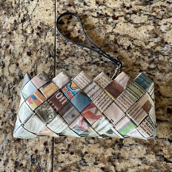 Ecoist Recycled Newspaper Wristlet - Picture 5 of 5